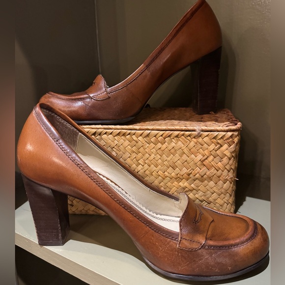 Bandolino Shoes - Bandolino Brown Leather Block Heel Pumps 3” Heel Size 7.5M